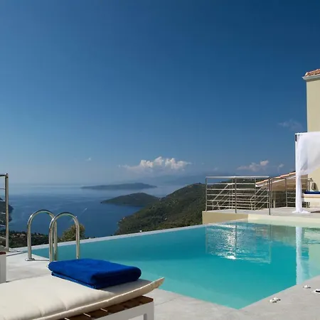 Forum Villas Deluxe 3 Bedroom Sea Views