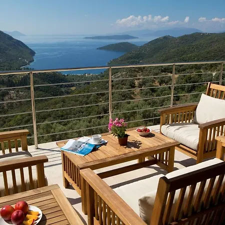 Forum Villas Deluxe 3 Bedroom Sea Views *