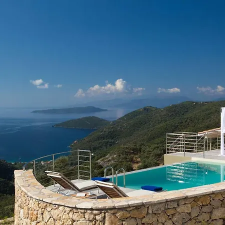 Forum Villas Deluxe 3 Bedroom Sea Views